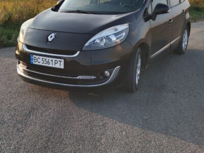 Renault grand scenic 2012